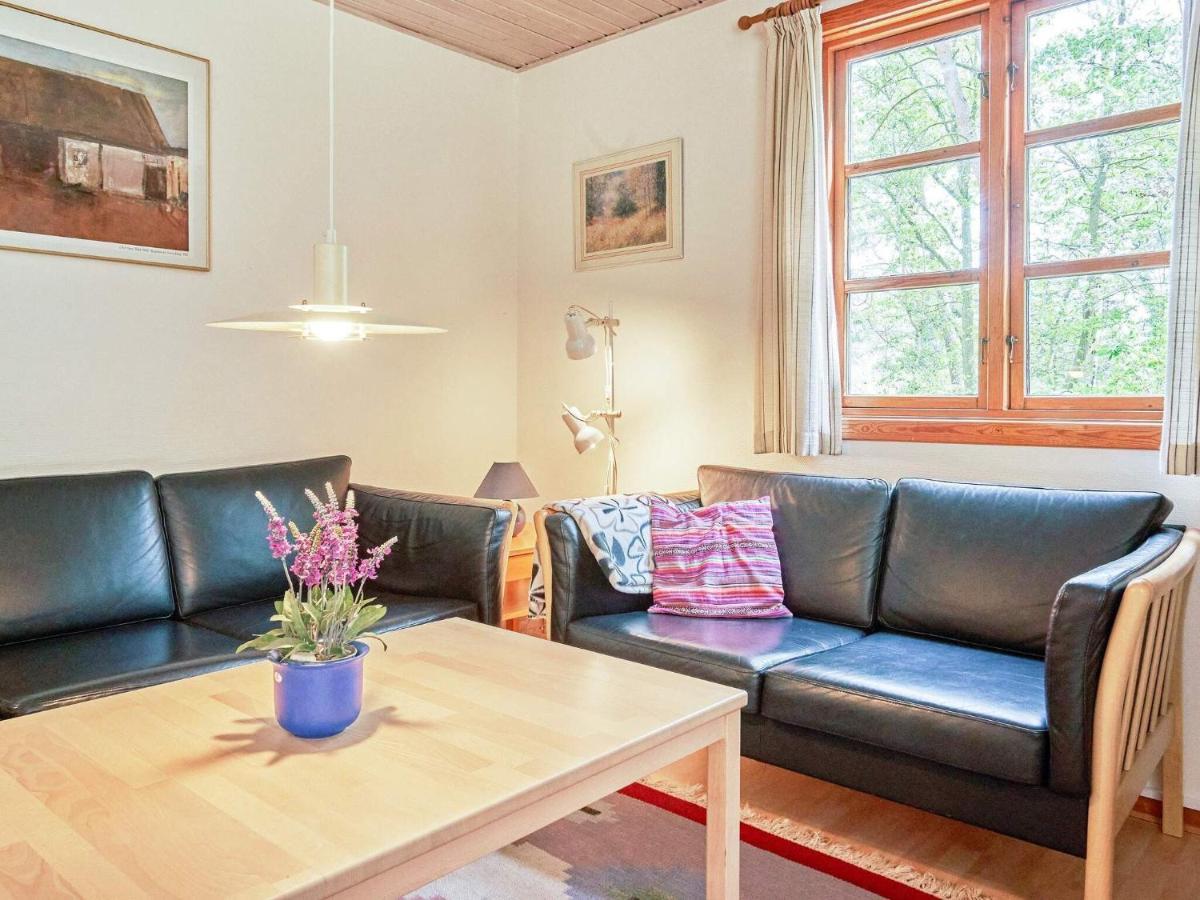 Three-Bedroom Holiday Home In Ronne 4 Esterno foto