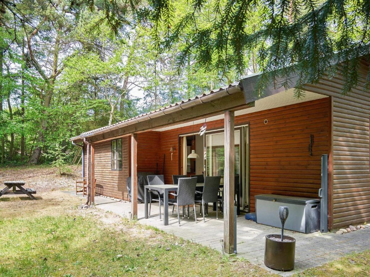 Three-Bedroom Holiday Home In Ronne 4 Esterno foto